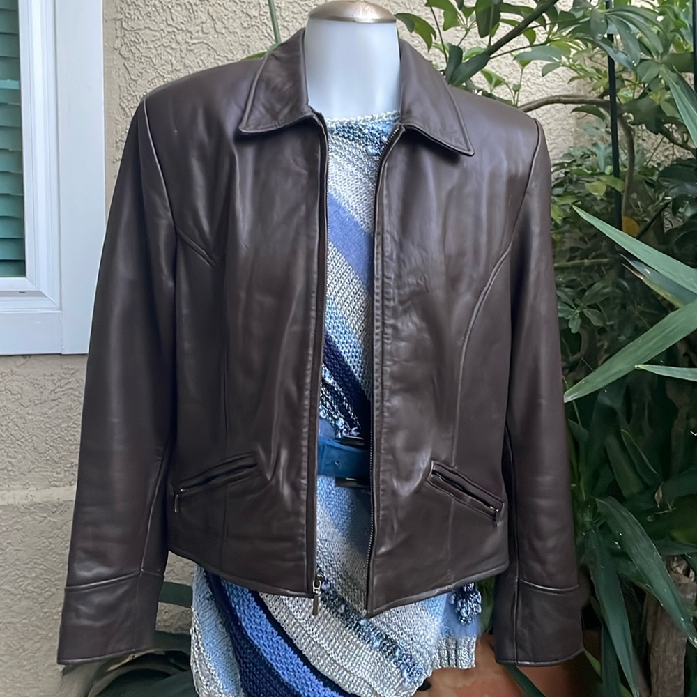 Vintage dark brown Valerie Stevens lambskin leather jacket with pockets - Picture 2 of 15